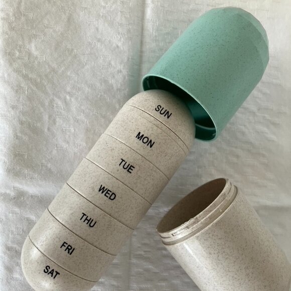 Modern Pill Holder - Picture 3 of 5